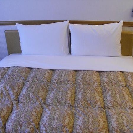 Toyoko Inn Sendai-Eki Nishi-Guchi Chuo Buitenkant foto