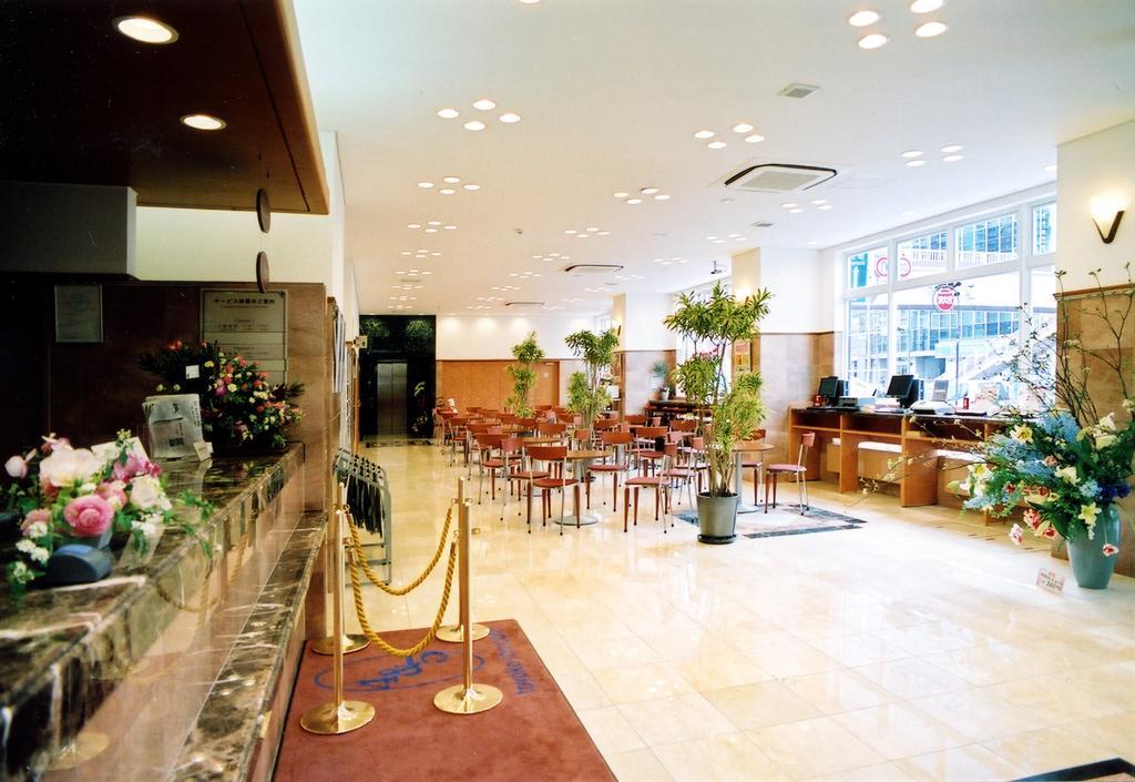 Toyoko Inn Sendai-Eki Nishi-Guchi Chuo Buitenkant foto