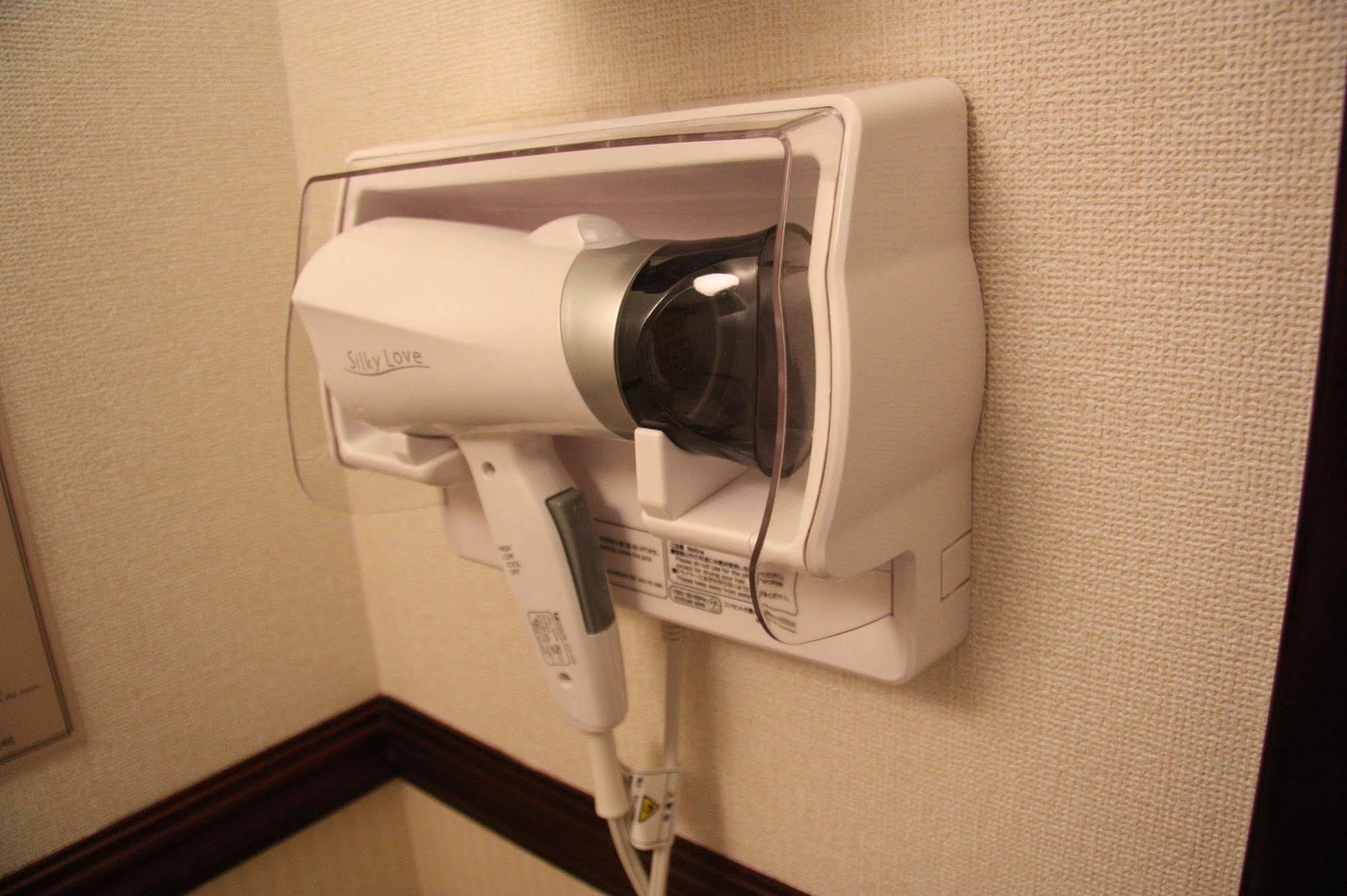 Toyoko Inn Sendai-Eki Nishi-Guchi Chuo Buitenkant foto