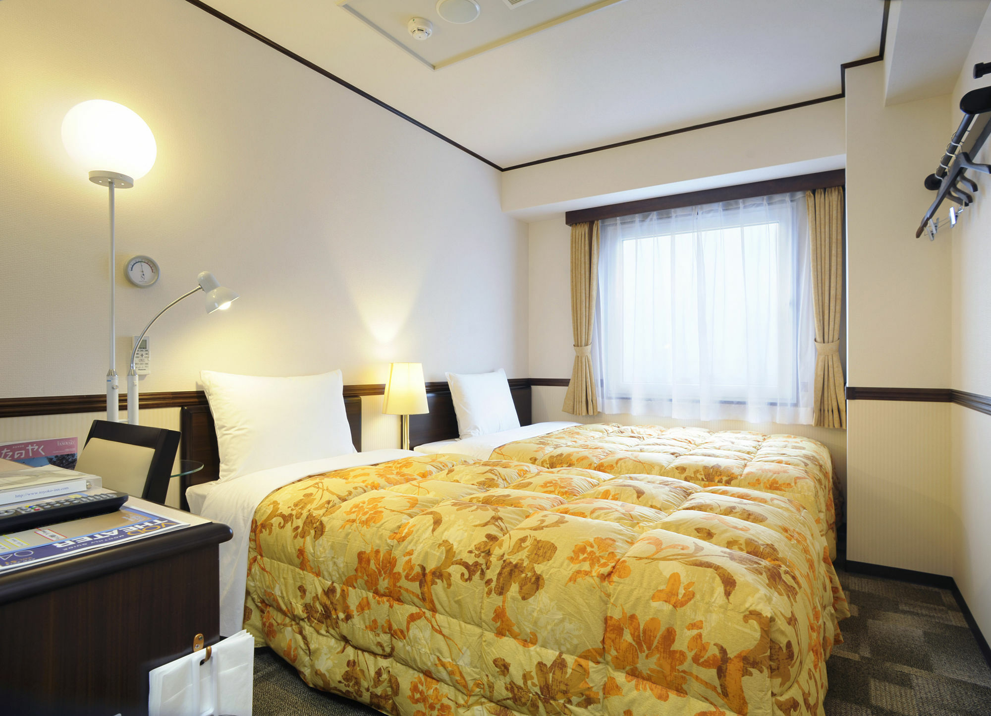 Toyoko Inn Sendai-Eki Nishi-Guchi Chuo Buitenkant foto